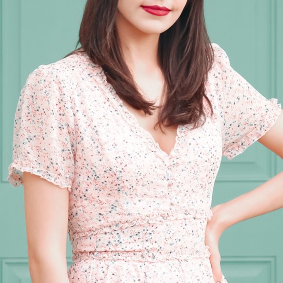 🌸English Garden Ruffle Dress In Rose🌸 - Picture 8 of 12